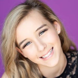 Meet your Posher, Mia